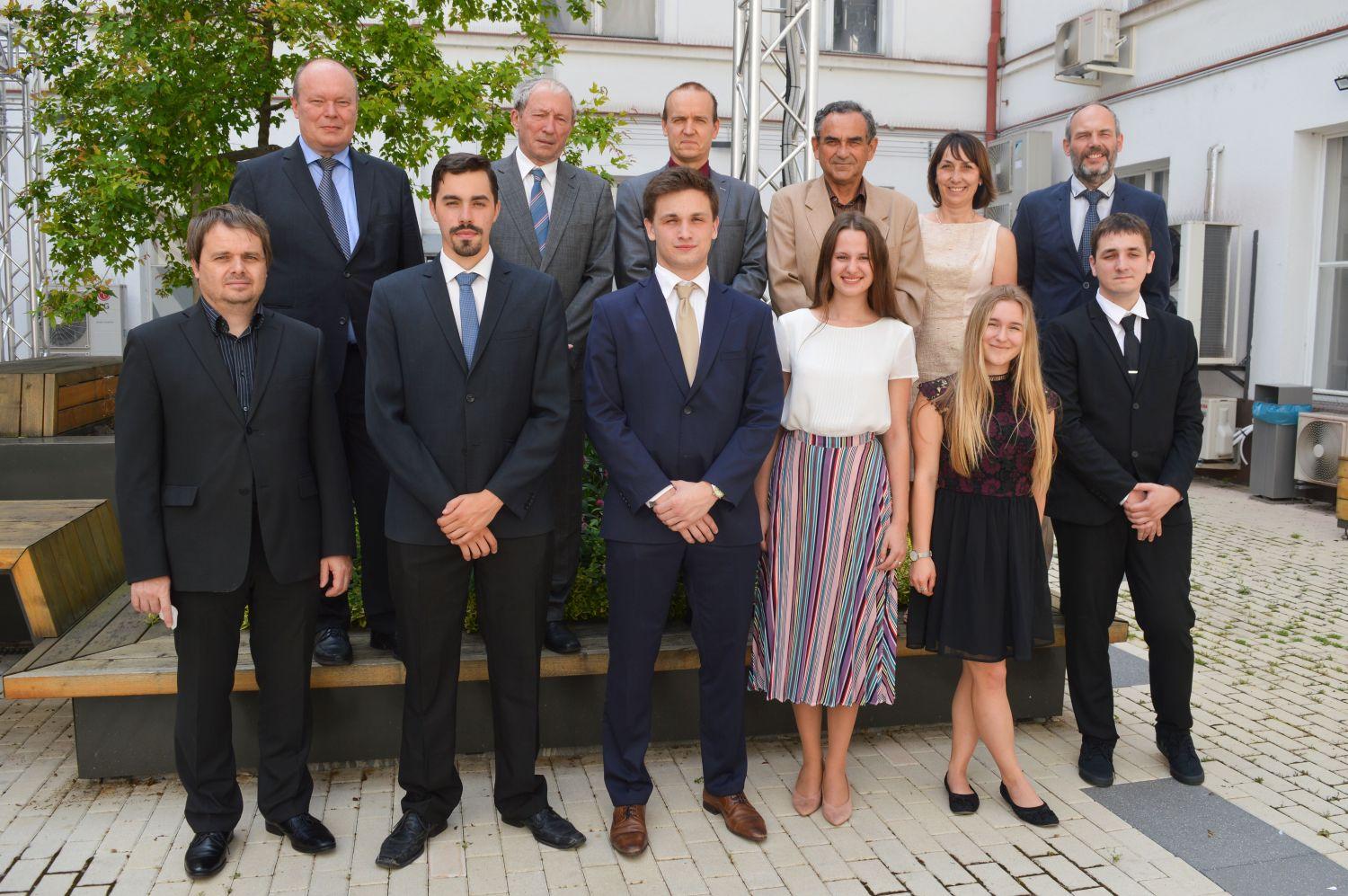 Bakalářské státnice 2021