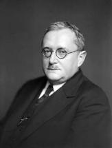  ◳ Jaroslav_Milbauer (jpg) → (výška 215px)