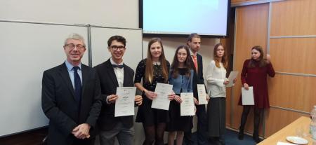  ◳ 42 (jpg) → (šířka 450px)